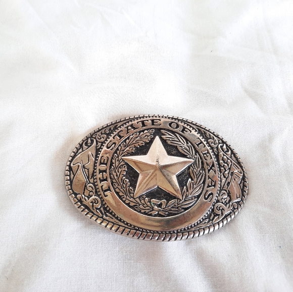 The state of Texas belt buckle - Picture 1 of 3